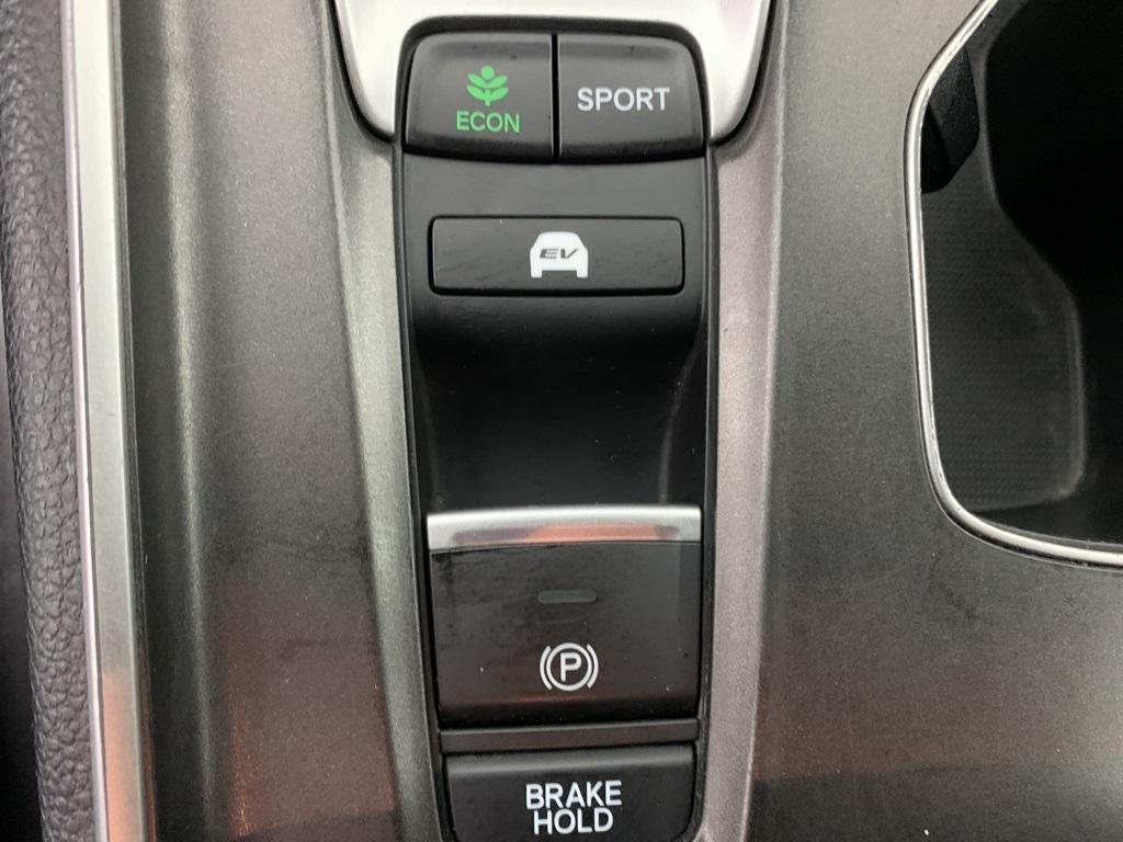 used 2022 Honda Accord Hybrid car, priced at $25,427