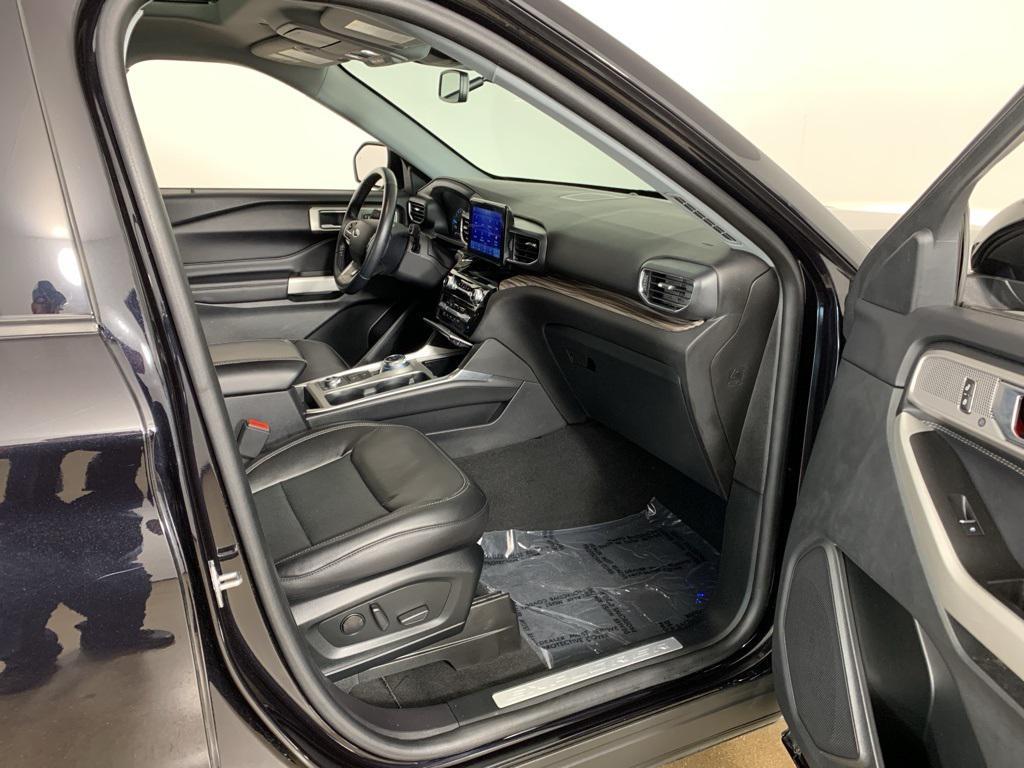 used 2022 Ford Explorer car, priced at $32,918