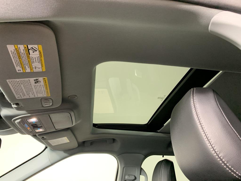 used 2022 Ford Explorer car, priced at $32,918