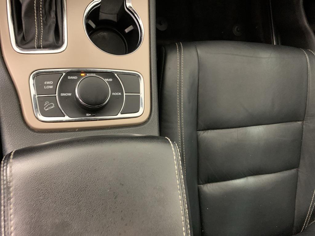 used 2016 Jeep Grand Cherokee car, priced at $14,497