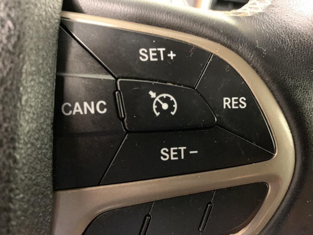 used 2016 Jeep Grand Cherokee car, priced at $14,497