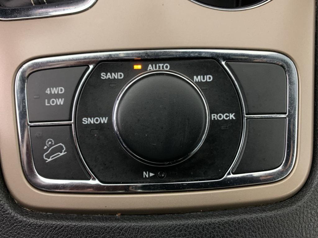 used 2016 Jeep Grand Cherokee car, priced at $14,497