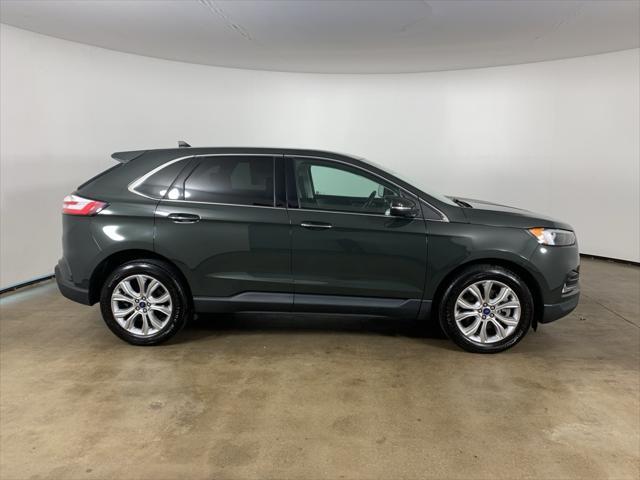 used 2022 Ford Edge car