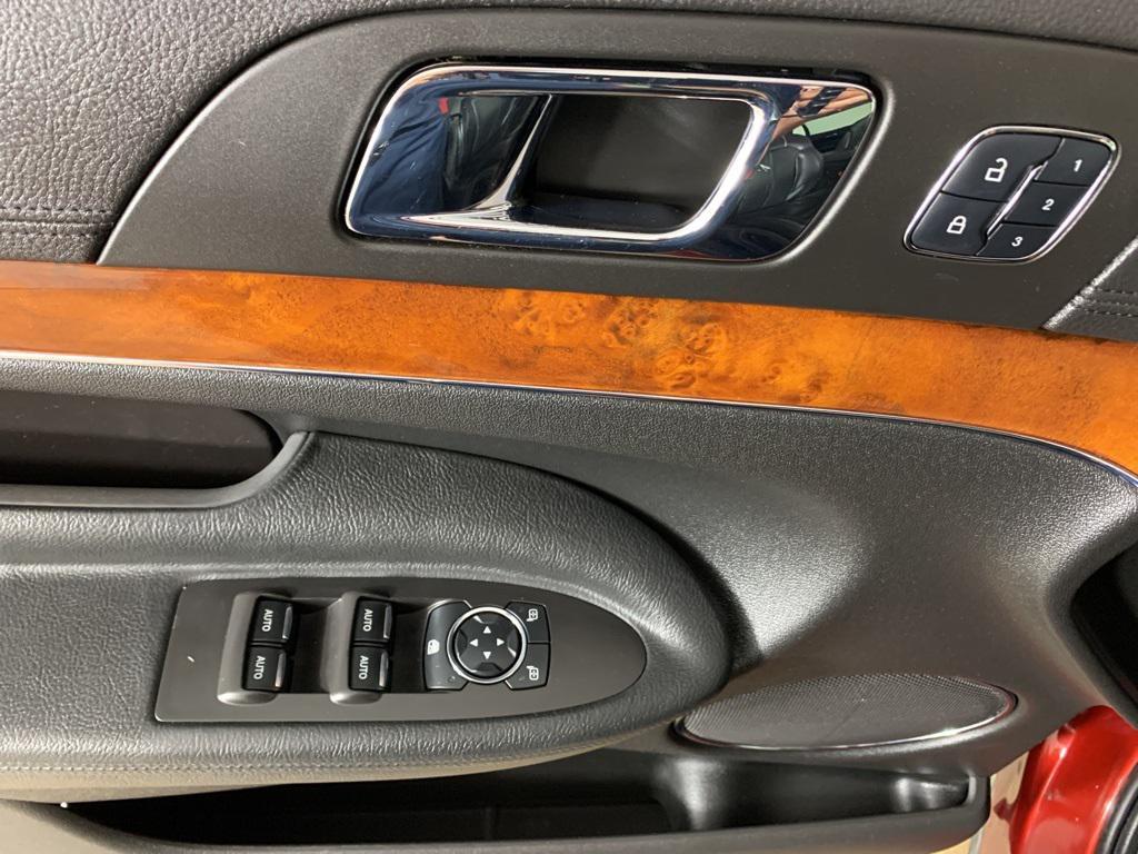 used 2014 Lincoln MKT car, priced at $10,967