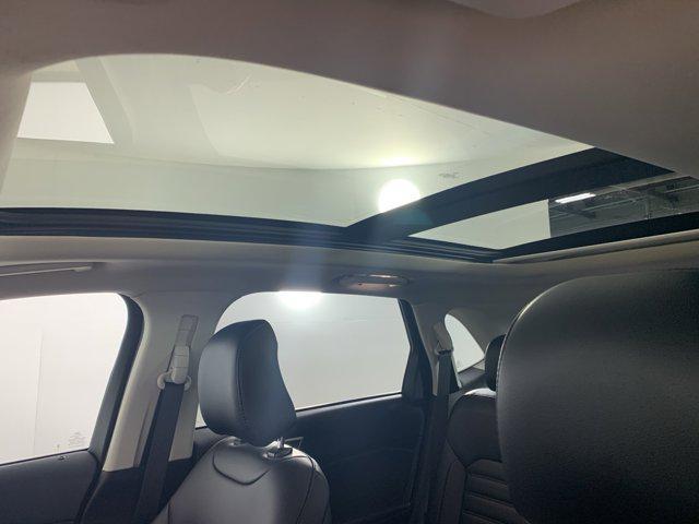 used 2022 Ford Edge car