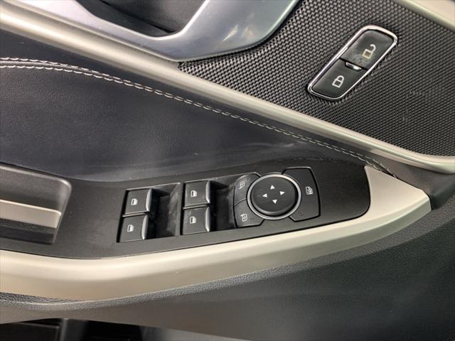 used 2022 Ford Explorer car