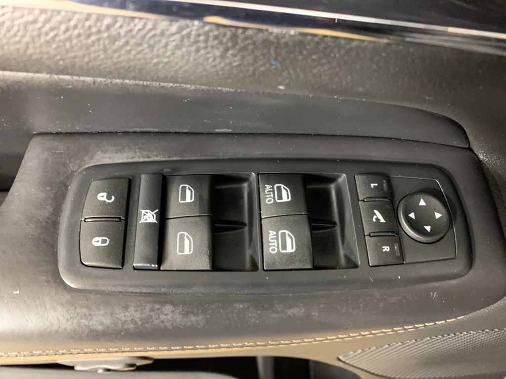 used 2015 Jeep Grand Cherokee car, priced at $12,597