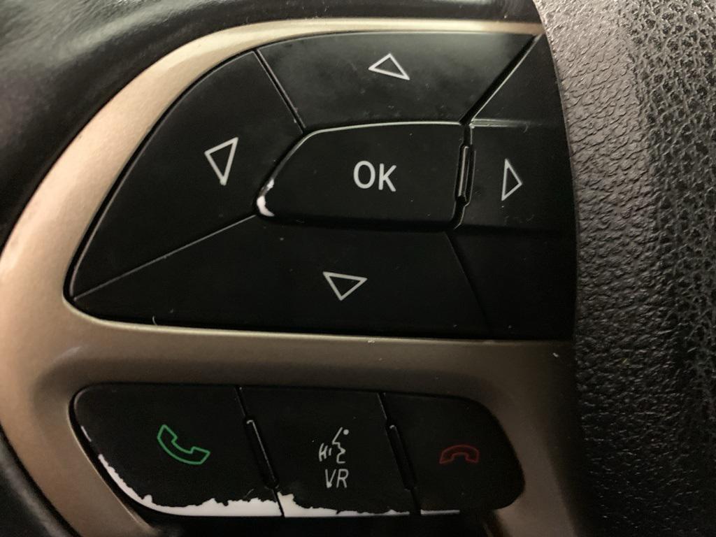 used 2015 Jeep Grand Cherokee car, priced at $12,597