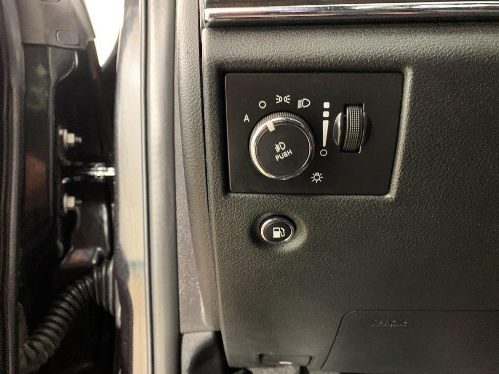 used 2015 Jeep Grand Cherokee car, priced at $12,597