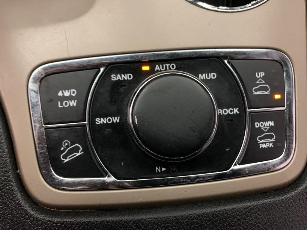 used 2015 Jeep Grand Cherokee car, priced at $12,597