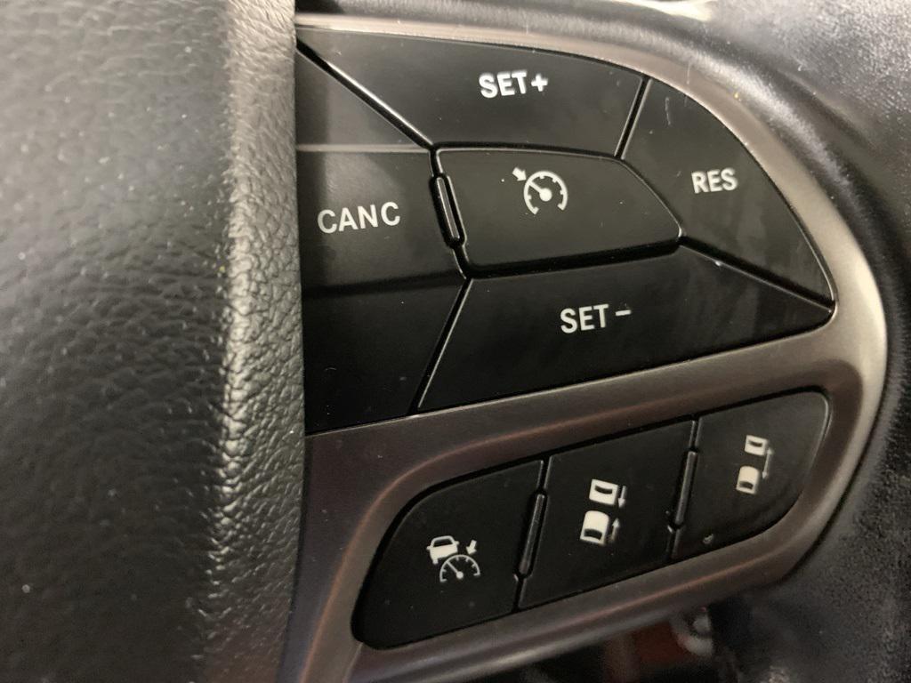 used 2021 Jeep Cherokee car, priced at $18,887