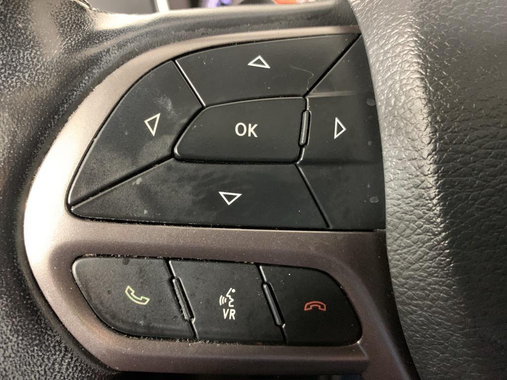 used 2021 Jeep Cherokee car, priced at $18,887