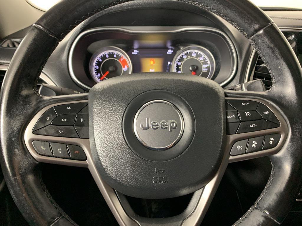 used 2021 Jeep Cherokee car, priced at $18,887
