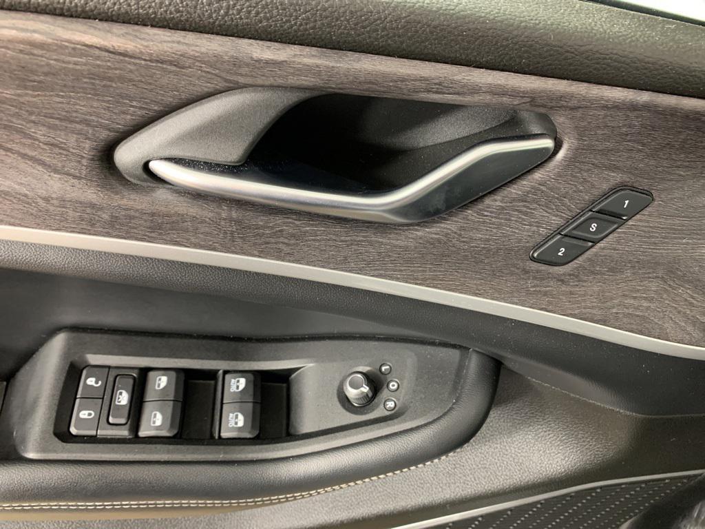 used 2022 Jeep Grand Cherokee L car, priced at $30,977