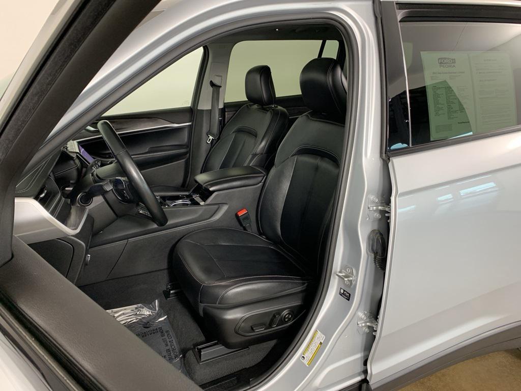 used 2022 Jeep Grand Cherokee L car, priced at $30,977