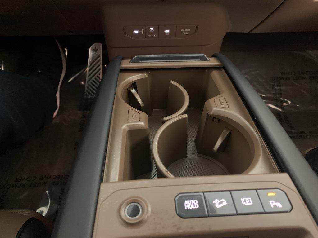used 2024 Kia EV9 car, priced at $52,994