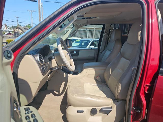 used 2004 Ford Expedition car, priced at $5,990