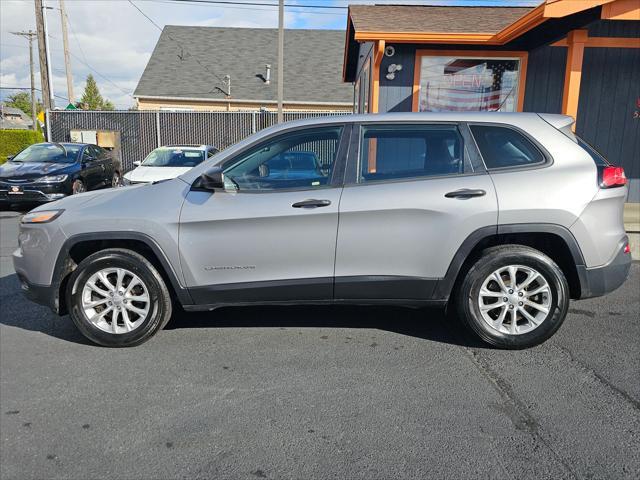 used 2016 Jeep Cherokee car, priced at $11,990