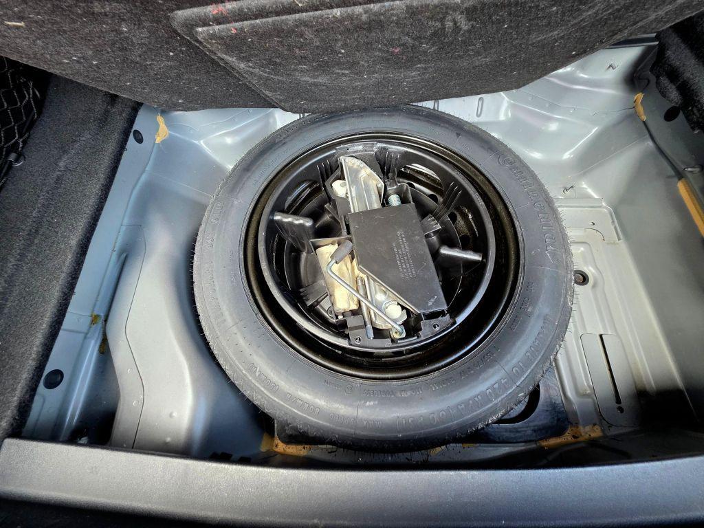 used 2010 Mercedes-Benz E-Class car, priced at $10,990