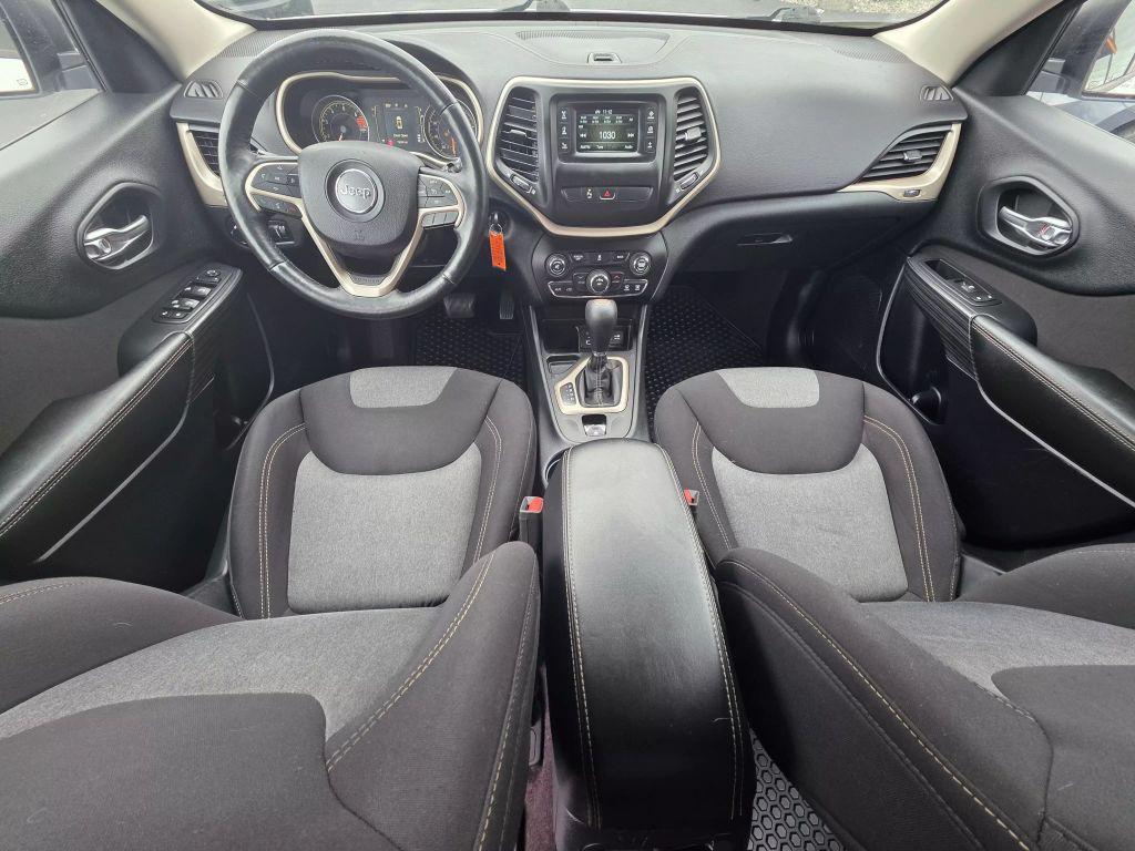 used 2016 Jeep Cherokee car, priced at $12,990