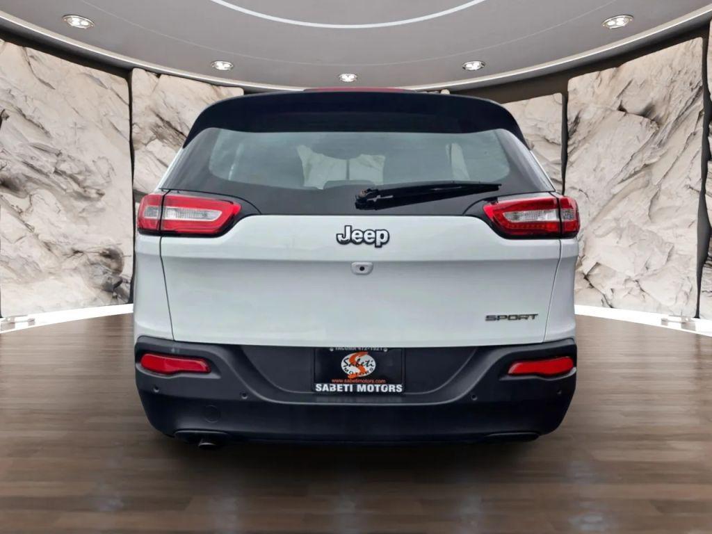 used 2016 Jeep Cherokee car, priced at $12,990