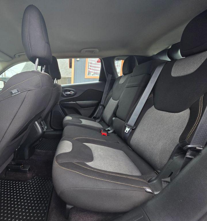 used 2016 Jeep Cherokee car, priced at $12,990