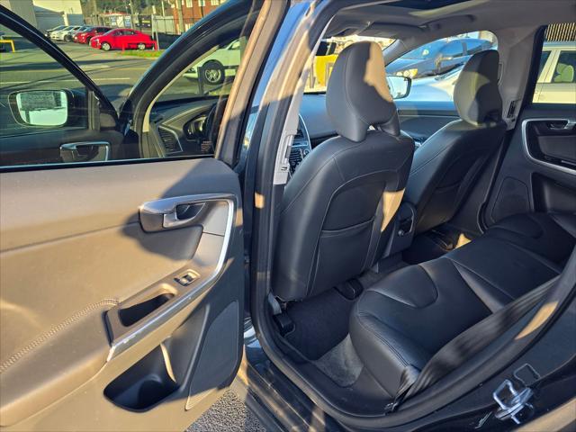 used 2015 Volvo XC60 car, priced at $12,990