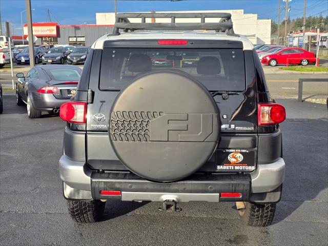 used 2007 Toyota FJ Cruiser car, priced at $14,990