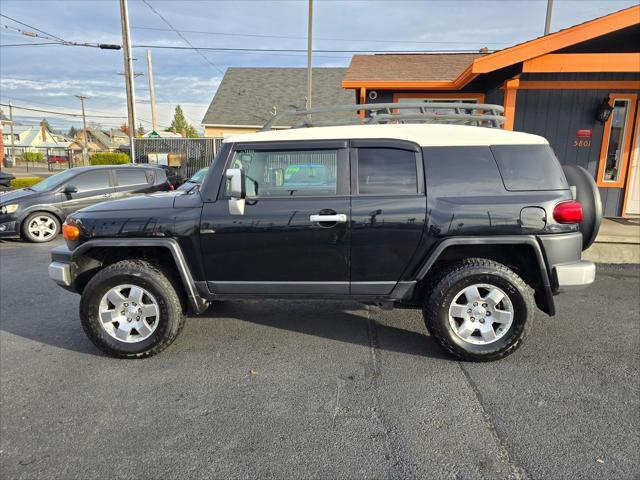 used 2007 Toyota FJ Cruiser car, priced at $14,990