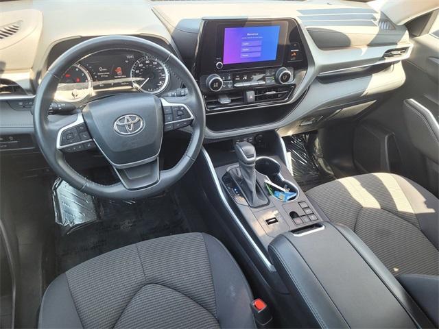 used 2023 Toyota Highlander car, priced at $34,988