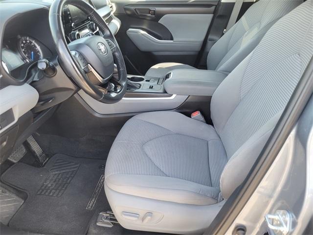 used 2021 Toyota Highlander Hybrid car, priced at $29,988