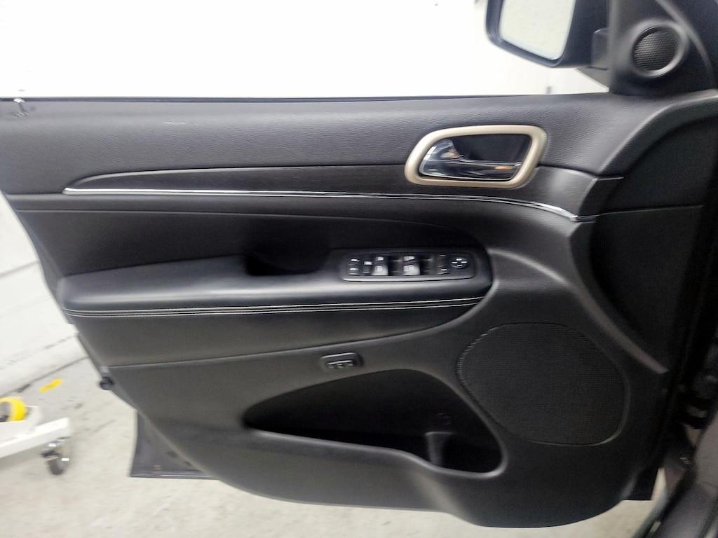 used 2017 Jeep Grand Cherokee car, priced at $17,998