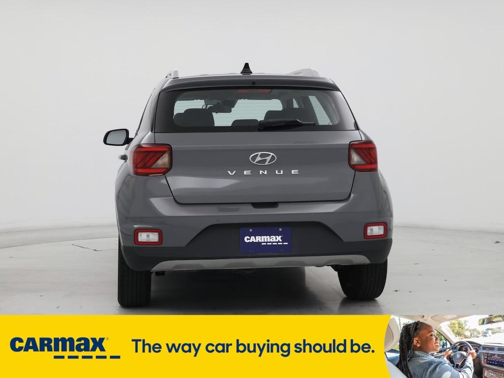 used 2022 Hyundai Venue car, priced at $18,998
