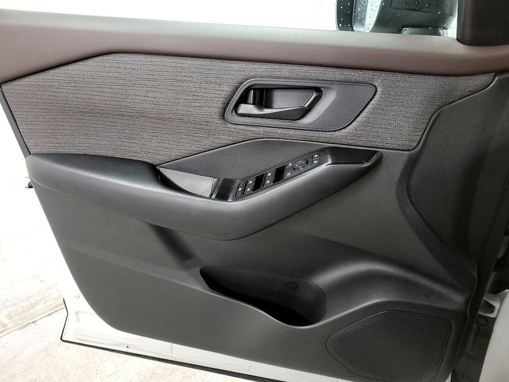 used 2023 Nissan Rogue car, priced at $21,998
