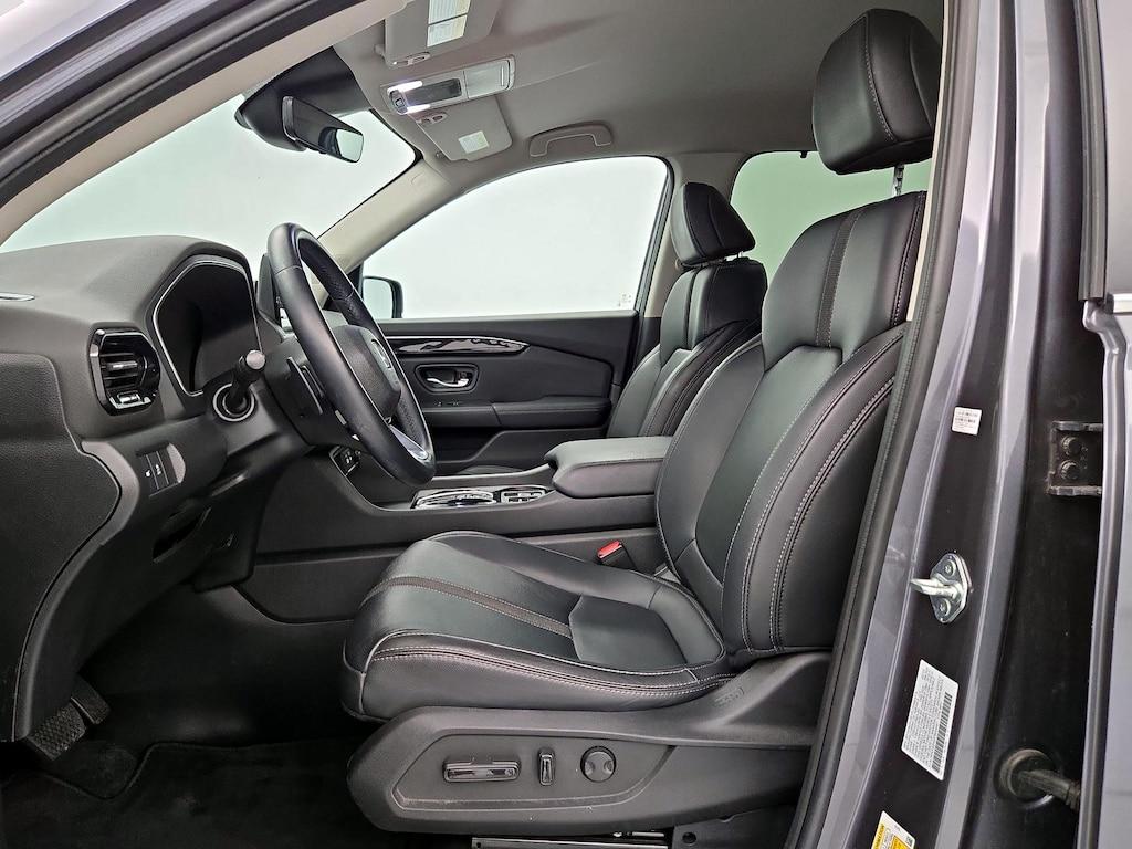 used 2023 Honda Pilot car, priced at $36,998