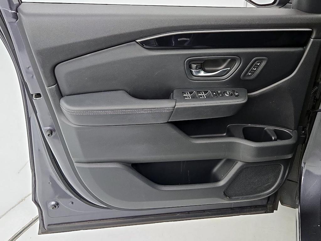 used 2023 Honda Pilot car, priced at $36,998