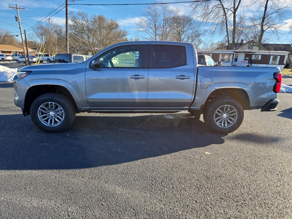 new 2024 Chevrolet Colorado car, priced at $36,617