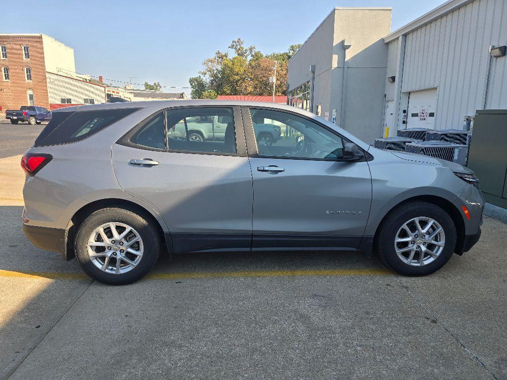 used 2023 Chevrolet Equinox car, priced at $22,916