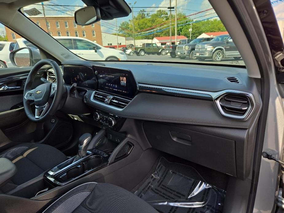 new 2025 Chevrolet TrailBlazer car, priced at $29,465