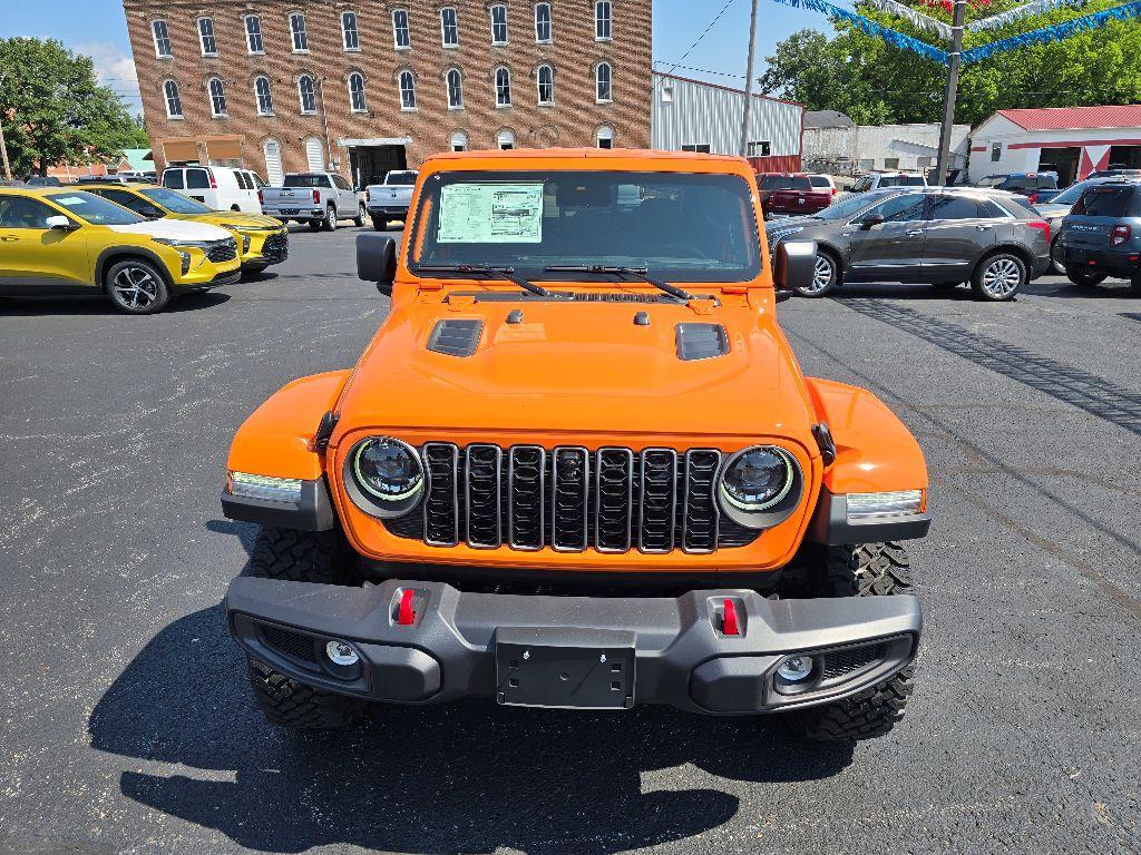 new 2025 Jeep Gladiator car, priced at $55,438