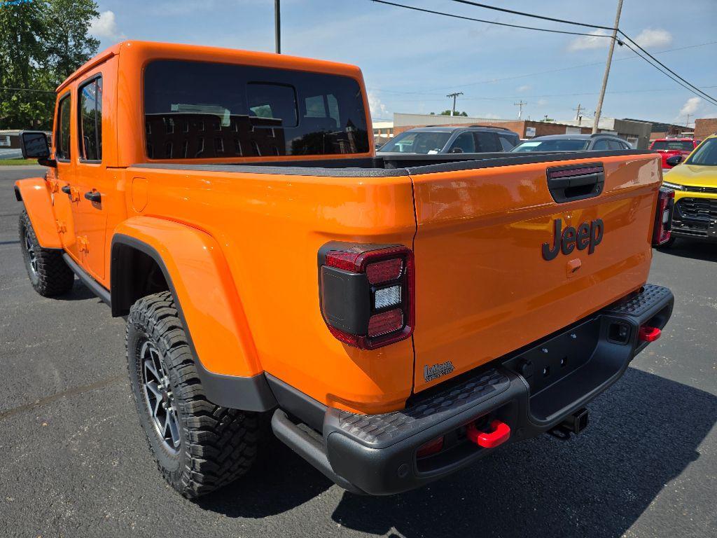 new 2025 Jeep Gladiator car, priced at $55,438