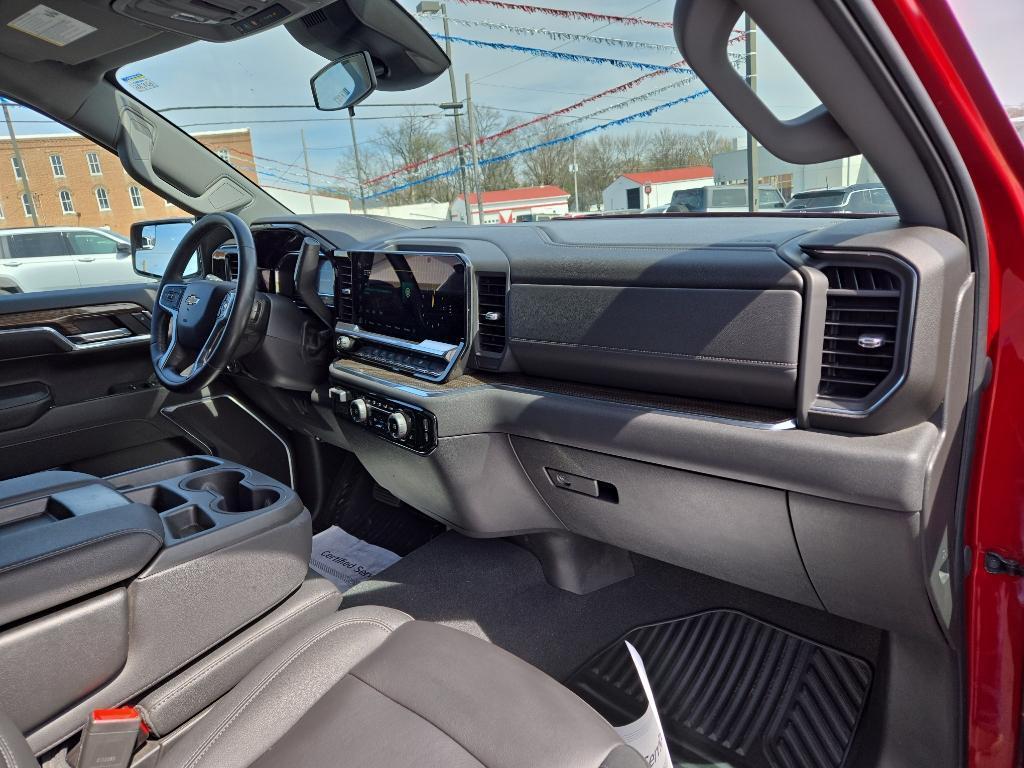 used 2024 Chevrolet Silverado 1500 car, priced at $43,995