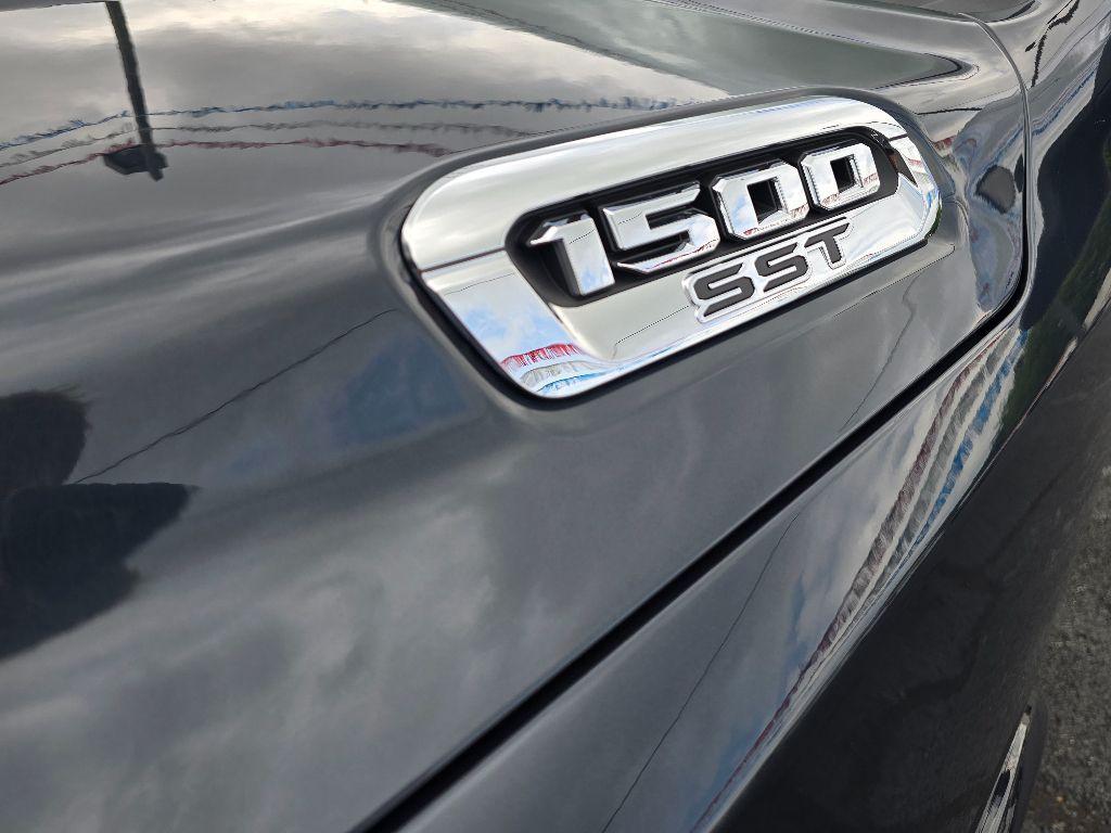 new 2025 Ram 1500 car, priced at $70,355