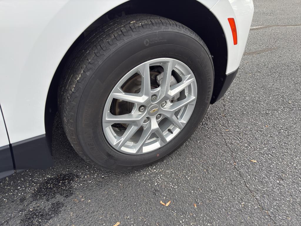used 2022 Chevrolet Equinox car, priced at $24,800
