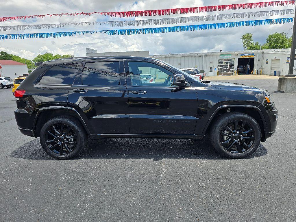 used 2021 Jeep Grand Cherokee car, priced at $28,900