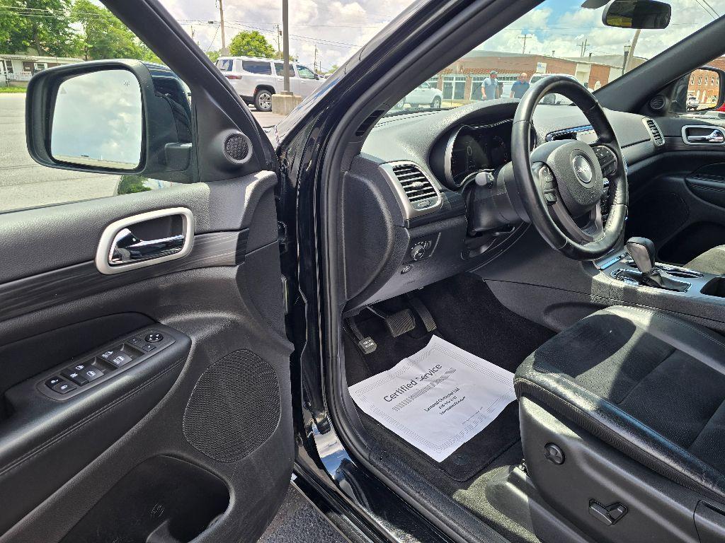 used 2021 Jeep Grand Cherokee car, priced at $28,900