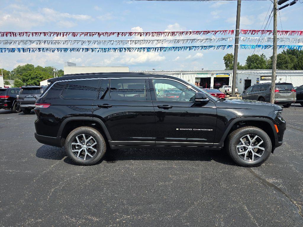 new 2025 Jeep Grand Cherokee L car, priced at $46,471