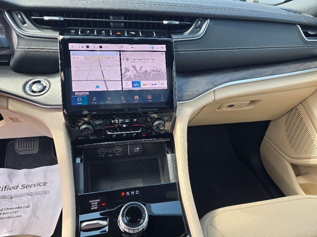 new 2025 Jeep Grand Cherokee car, priced at $52,340
