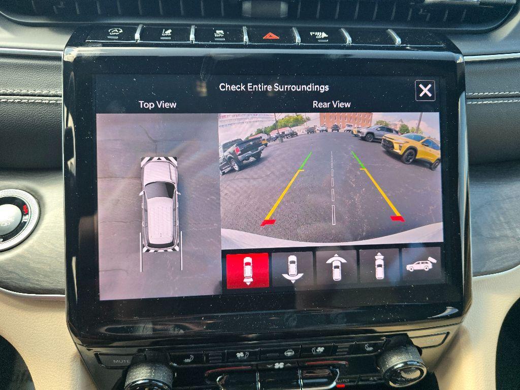 new 2025 Jeep Grand Cherokee car, priced at $52,340