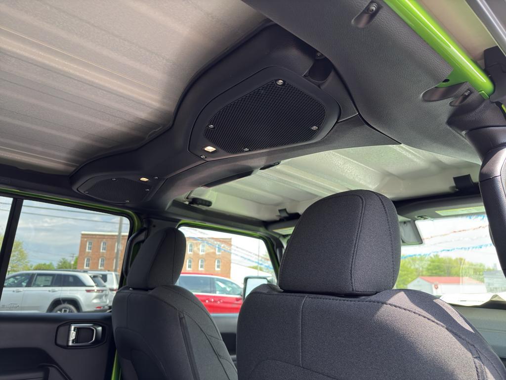 new 2025 Jeep Wrangler car, priced at $50,340